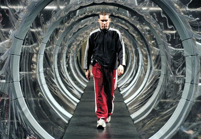 Bryan Singer Tv Shows 60 Photos - Moonagedaydream.film