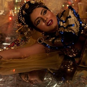 Miss Lovely (2012) photo 17