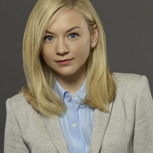 Emily Kinney as Tess Thompson