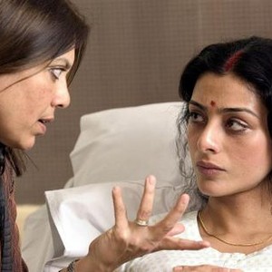 THE NAMESAKE, director Mira Nair, Tabu, on set, 2006. TM &©20th Century Fox. All rights reserved