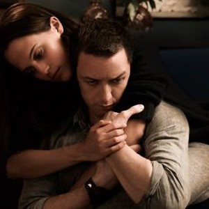 Submergence (2017) photo 4