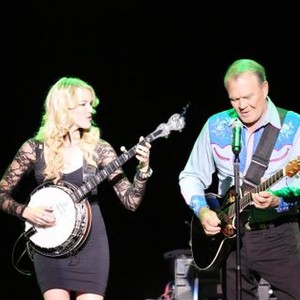 GLEN CAMPBELL: I'LL BE ME, from left: Ashley Campbell, Glen Campbell, 2014. ©Area 23a