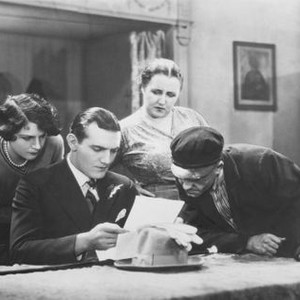 JUNO AND THE PAYCOCK, (aka THE SHAME OF MARY BOYLE), form left: Kathleen O'Regan, John Longden, Sara Allgood, Edward Chapman, 1930
