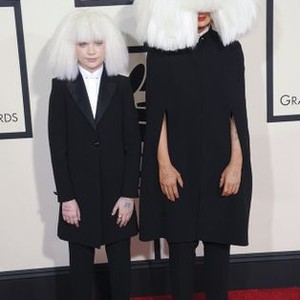 !!! UNITED KINGDOM OUT !!!, Sia & Maddie at arrivals for The 57th Annual Grammy Awards 2015 - Arrivals Part 2, Staples Center, Los Angeles, CA February 8, 2015. Photo By: Charlie Williams/Everett Collection