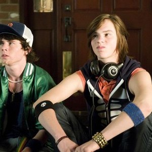 SEX DRIVE, from left: Charlie McDermott, Mark L. Young, 2008. ©Summit Distribution