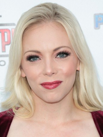 Amanda Logue's Instagram, Twitter & Facebook on IDCrawl