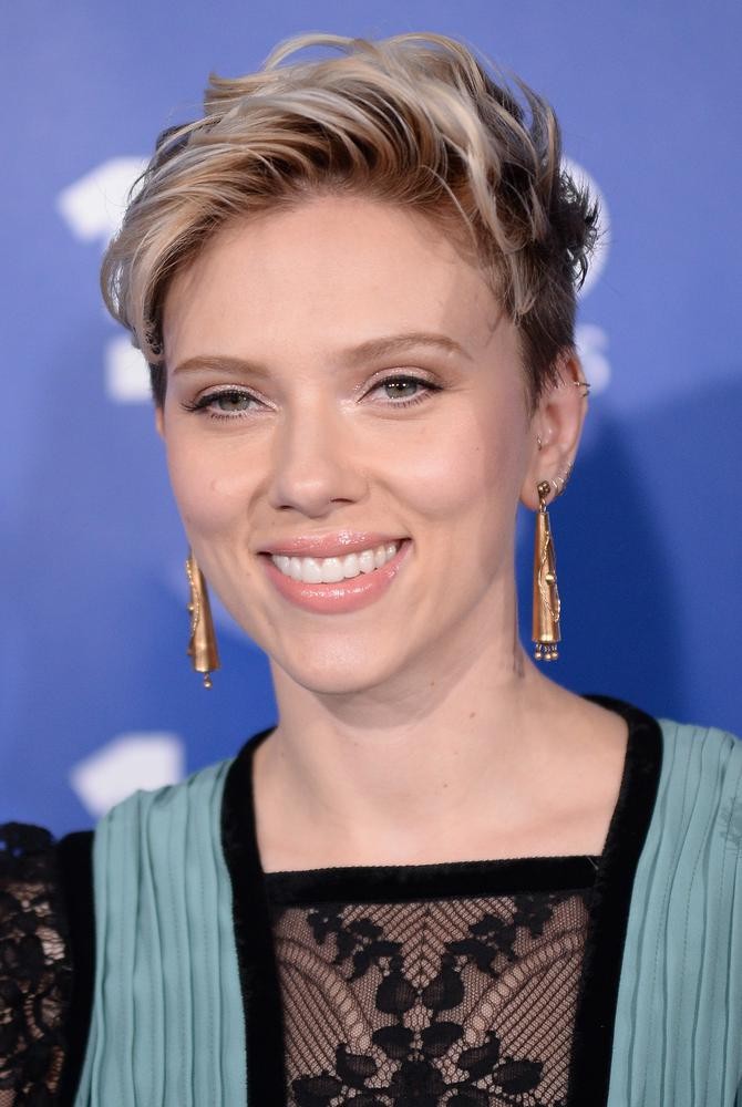 scarlett johansson as a teenager