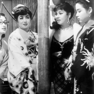STREET OF SHAME, (aka AKASEN CHITAI), from left: Michiyo Kogure, Aiko Mimasu, Machiko Kyo, Ayako Wakao, 1956