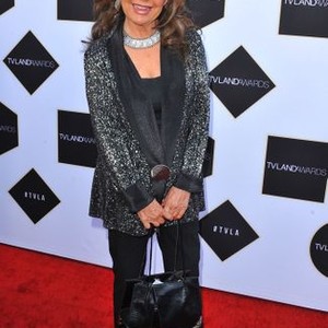 Dawn Wells at arrivals for 2015 TV LAND AWARDS, The Saban Theatre, Beverly Hills, CA April 11, 2015. Photo By: Dee Cercone/Everett Collection