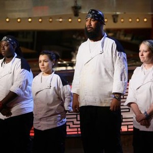 Hell's Kitchen, Meghan Gill (L), Tamaria "T" Gregoire (C), Michelle "Mieka" Houser (R), 4 Chefs Compete, Season 14, Ep. #15, 6/2/2015, ©FOX
