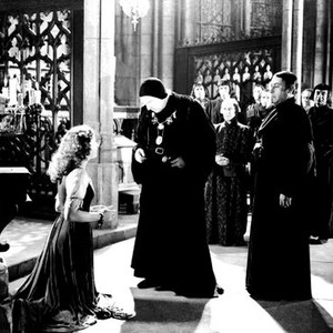 THE HUNCHBACK OF NOTRE DAME, Maureen O'Hara, Harry Davenport, Cedric Hardwicke, 1939