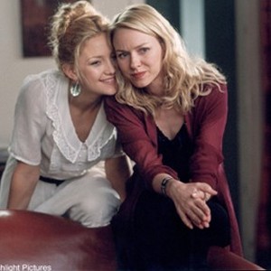 Kate Hudson and Naomi Watts in LE DIVORCE.