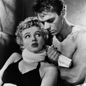 CLASH BY NIGHT, from left, Marilyn Monroe, Keith Andes, 1952