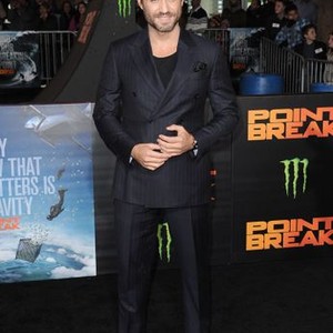 Edgar Ramirez at arrivals for POINT BREAK Premiere, TCL Chinese 6 Theatres (formerly Grauman''s), Los Angeles, CA December 15, 2015. Photo By: Dee Cercone/Everett Collection