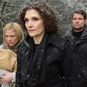 Grimm, Claire Coffee (L), Bitsie Tulloch (C), Damien Puckler (R), 'Synchronicity', Season 3, Ep. #17, 04/04/2014, ©NBC