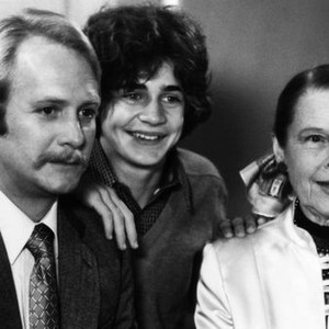 MY BODYGUARD, Martin Mull, Chris Makepeace, Ruth Gordon, 1980, TM and Copyright © 20th Century Fox Film Corp. All rights reserved.