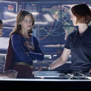 Supergirl, David Harewood (L), Melissa Benoist (R), Manhunter, Season 1, Ep. #17, 3/21/2016, ©CBS