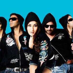 Golmaal Returns photo 14