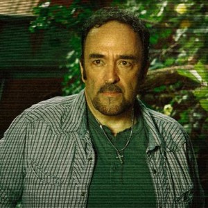 Daniel Zacapa as Emilio Valenzuela