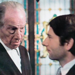 THE TENANT, (aka LE LOCATAIRE), from left, Melvyn Douglas, Roman Polanski, 1976