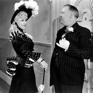 MY LITTLE CHICKADEE, Mae West, W.C. Fields, 1940