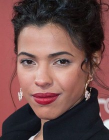 Zita Hanrot