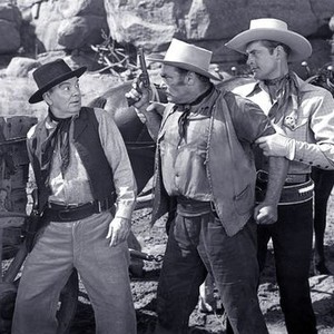 Bad Man of Deadwood (1941) photo 6