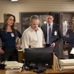 Criminal Minds, from left: Claudia Christian, John Posey, Thomas Gibson, A.J. Cook, 'Alchemy', Season 8, Ep. #20, 05/01/2013, ©CBS