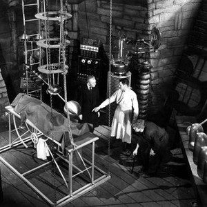 FRANKENSTEIN, Edward Van Sloan, Colin Clive, Dwight Frye, 1931