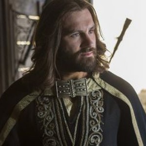 Clive Standen - Rotten Tomatoes
