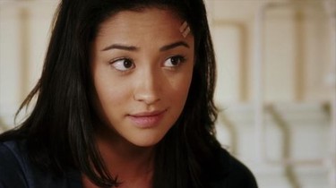 Pretty little liars season 1 episode best sale 1 putlocker