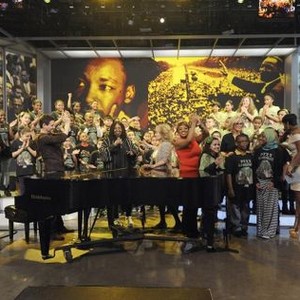 The View, from left: Whoopi Goldberg, Barbara Walters, Sherri Shepherd, Fantasia Barrino, 'Season 17', ©ABC
