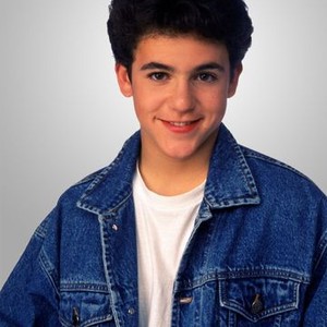 Fred Savage as Kevin Arnold
