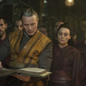 Doctor Strange photo 5