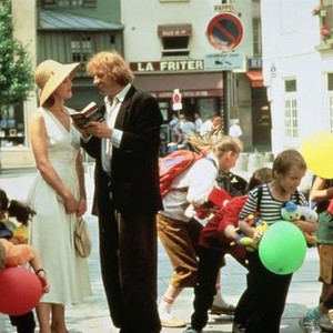 WINDOW TO PARIS, (aka OKNO V PARIZH), Agnes Soral, Sergei Dontsov, 1994, (c) Sony Pictures Classics