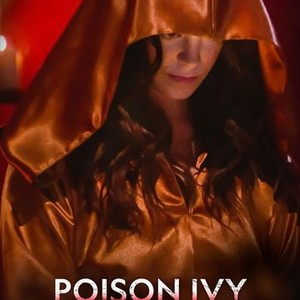 Poison Ivy: The Secret Society photo 6
