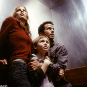 (l to r) Emma Caulfield, Lee Cormie and Chaney Kley star in Revolution Studios' thriller Darkness Falls, distributed by Columbia Pictures. photo 18