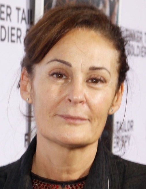 Robyn Slovo