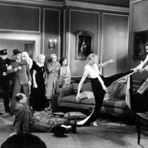 PARLOR, BEDROOM AND BATH, Edward Brophy (on floor), Dorothy Christy (background, behind plainclothesman), Natalie Moorhead, Sally Eilers, Joan Peers, Charlotte Greenwood, Buster Keaton, 1931