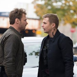 Chicago PD, Patrick Flueger (L), Brian Geraghty (R), 'Shouldn't Have Been Alone', Season 2, Ep. #10, 01/07/2015, ©NBC