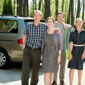 HALL PASS, from left: Owen Wilson, Jenna Fischer, Jason Sudeikis, Christina Applegate, 2011. ph: Peter Iovino/©Warner Bros.