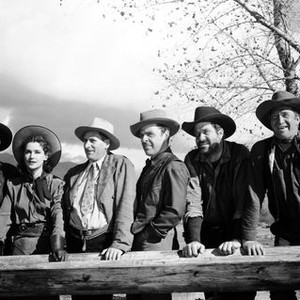 BILLY THE KID, Robert Taylor, Mary Howard, Brian Donlevy (third from right), Grant Withers, Chill Wills, 1941