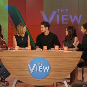 The View, Nicolle Wallace (L), Ryan Paevey (R), 08/11/1997, ©ABC