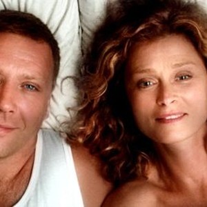HEAVEN'S HEART, (aka HIMLENS HJARTA, aka HIMLENS HJERTE), from left: Mikael Persbrandt, Lena Endre, 2008. Ph: Bo Hakansson/©IFC