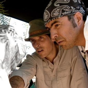 BABEL, cinematographer Rodrigo Prieto, director Alejandro Gonzalez Inarritu, on set, 2006, ©Paramount Classics