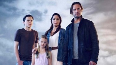 Colony season 3 streaming hot sale