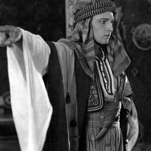 THE SHEIK, Rudolph Valentino, 1921