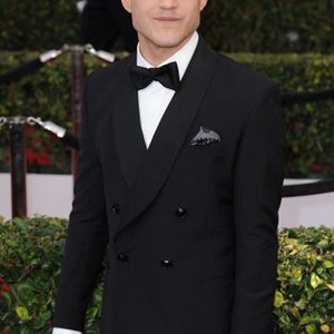 Rami Malek at arrivals for 22nd Annual Screen Actors Guild Awards (SAG) - ARRIVALS 2, Shrine Auditorium, Los Angeles, CA January 30, 2016. Photo By: Dee Cercone/Everett Collection