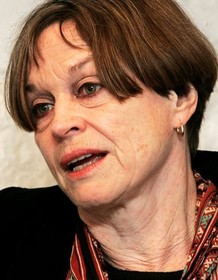 Thea Stabell