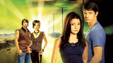 Roswell season sale 1 episode 1